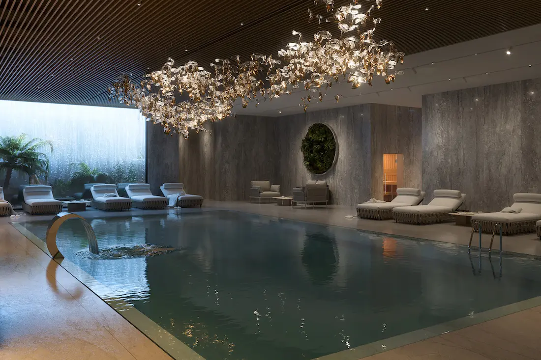 Swimming pool
